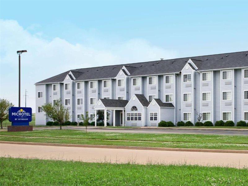 Microtel Inn By Wyndham Champaign Esterno foto