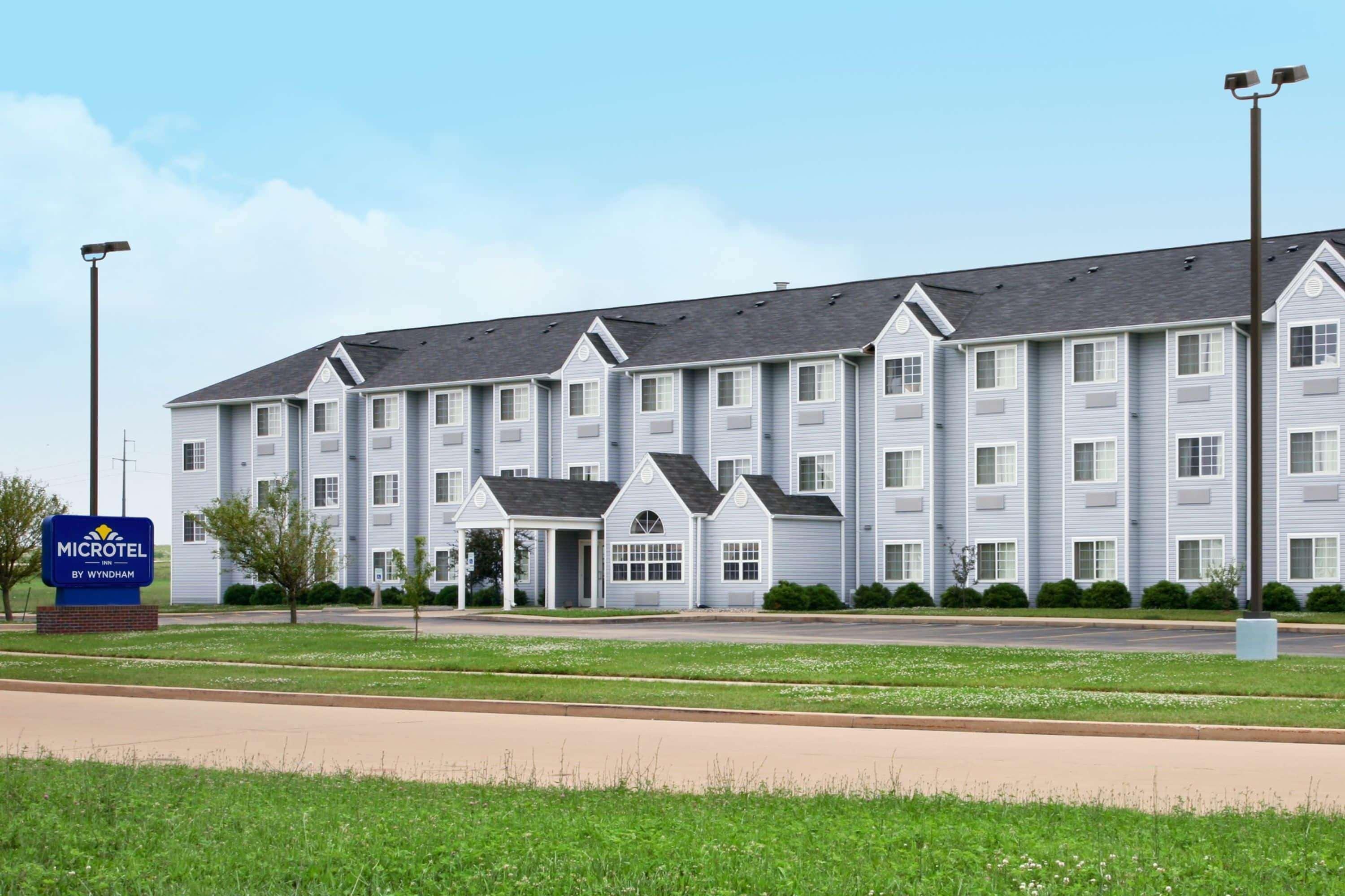 Microtel Inn By Wyndham Champaign Esterno foto